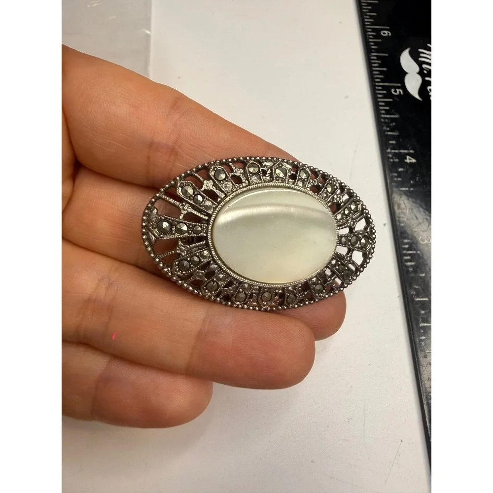 Mother of Pearl Marcasite Filigree Oval Brooch Silver Tone Pin
